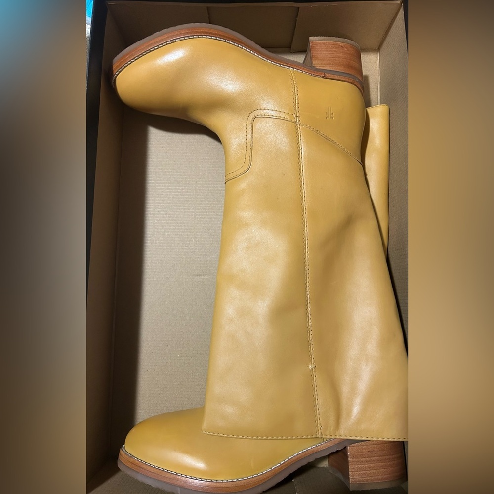 BNIB Frye Camryn Pull On Tall Boots - Picture 2 of 14